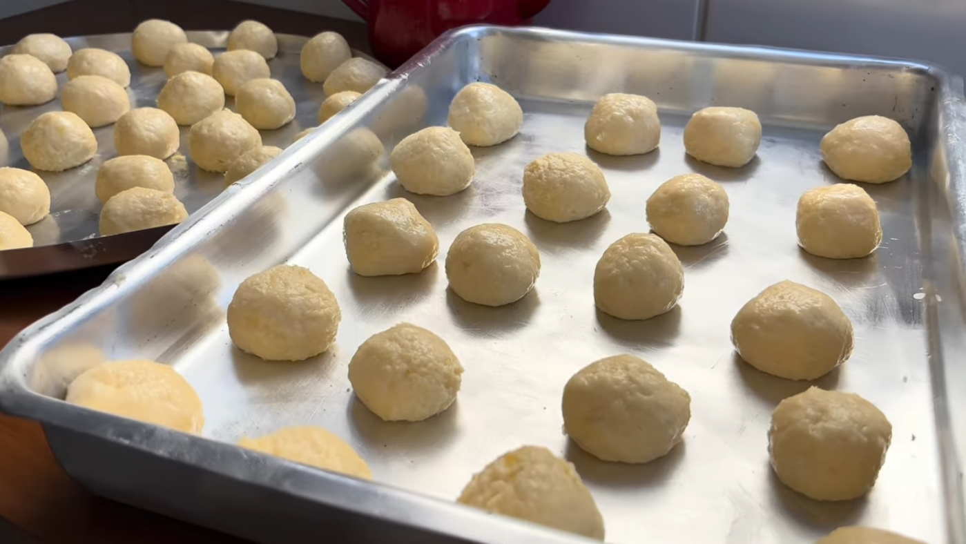 pão de queijo